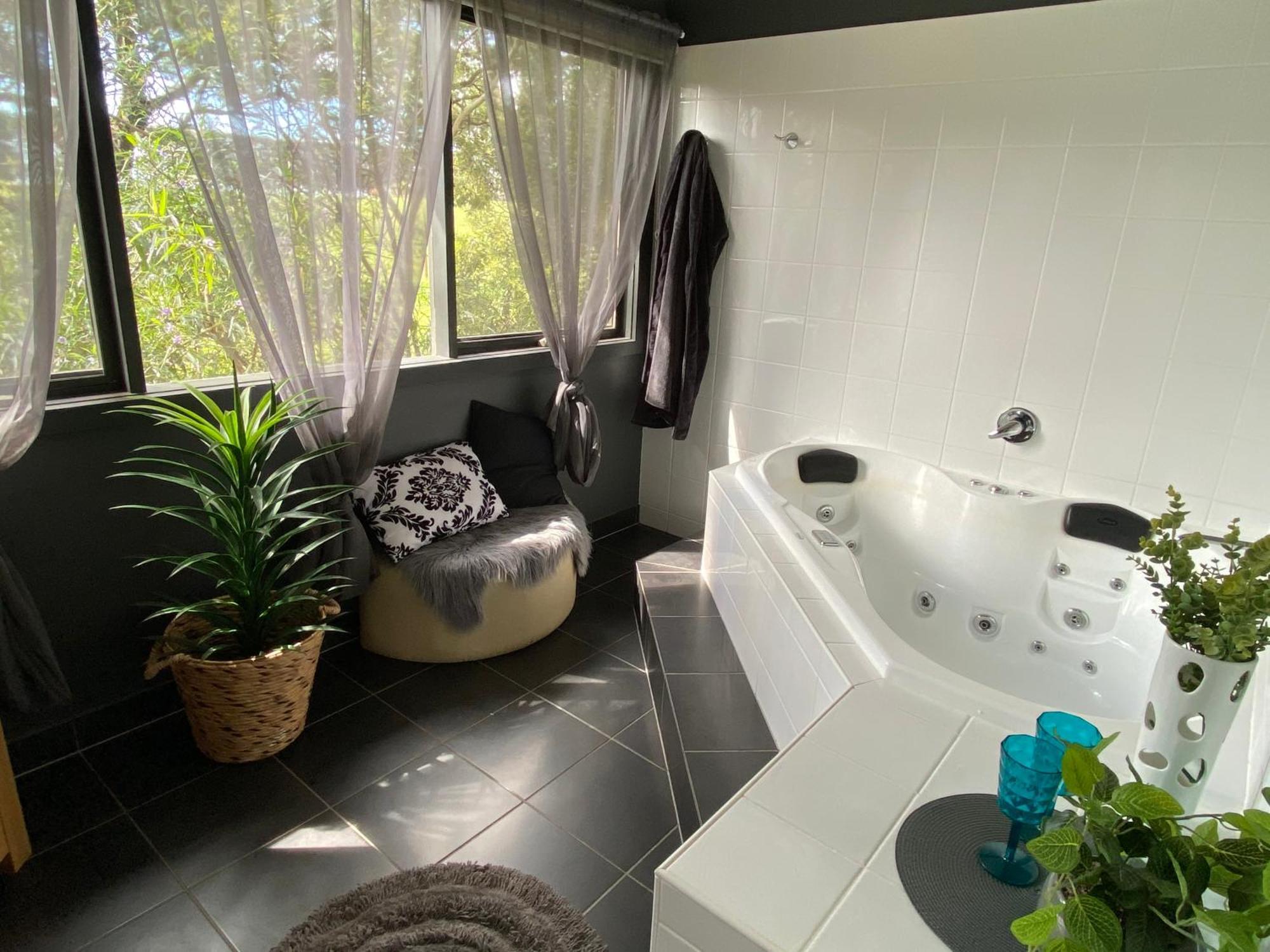 Couple'S Luxury Resort Spa Retreat Cowes Bagian luar foto