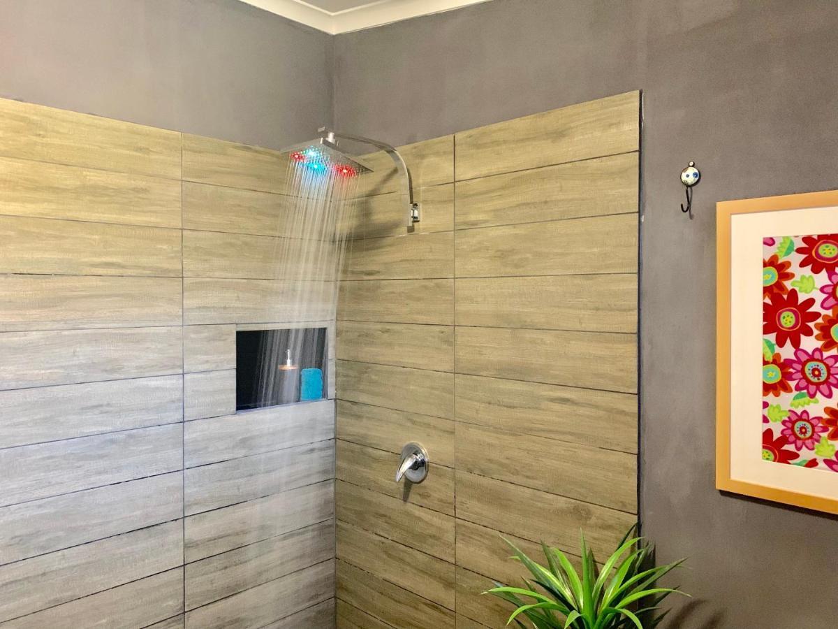 Couple'S Luxury Resort Spa Retreat Cowes Bagian luar foto